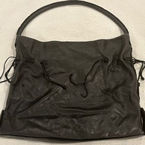 VINTAGE LEATHER CARLOS FALCHI SHOULDER BAG